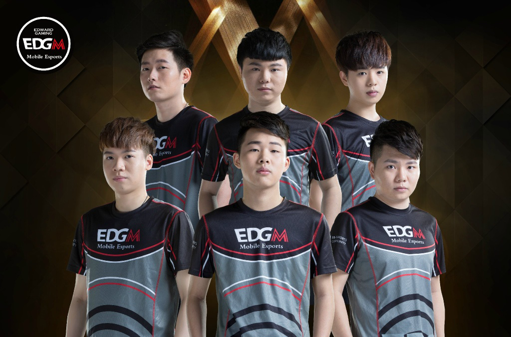 高对抗性的 高对抗性的