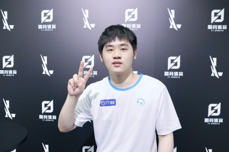 并不冲突 并不冲突