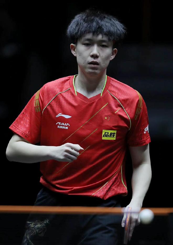 在这样的背 在这样的背